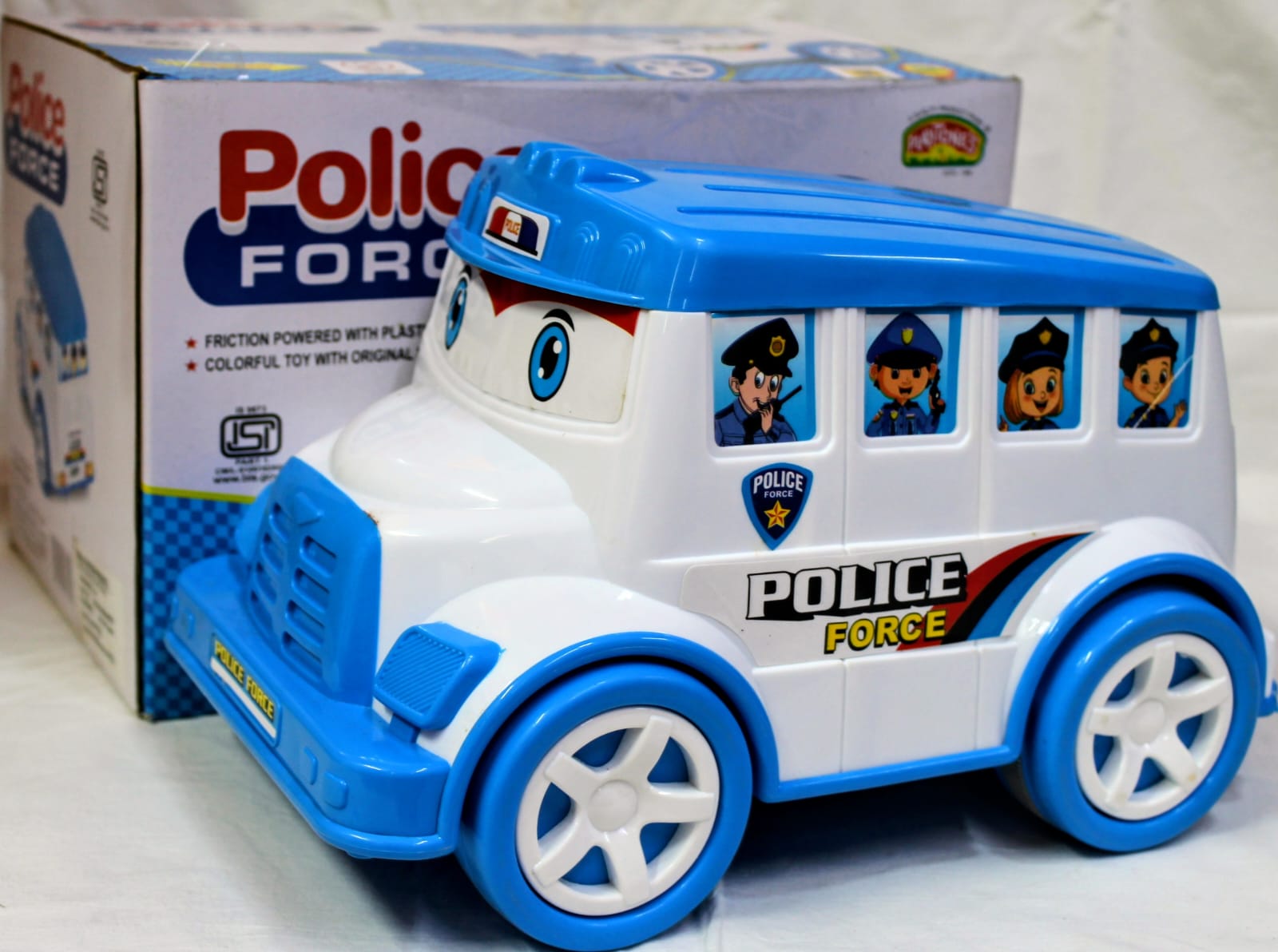 POLICE FORCE [UA]